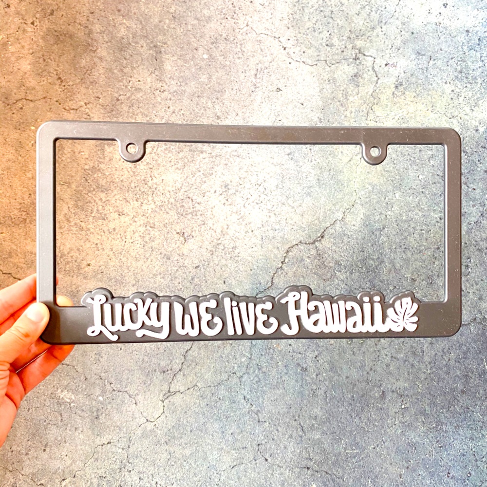 🌺 LUCKY WE LIVE HAWAII car license plate cover